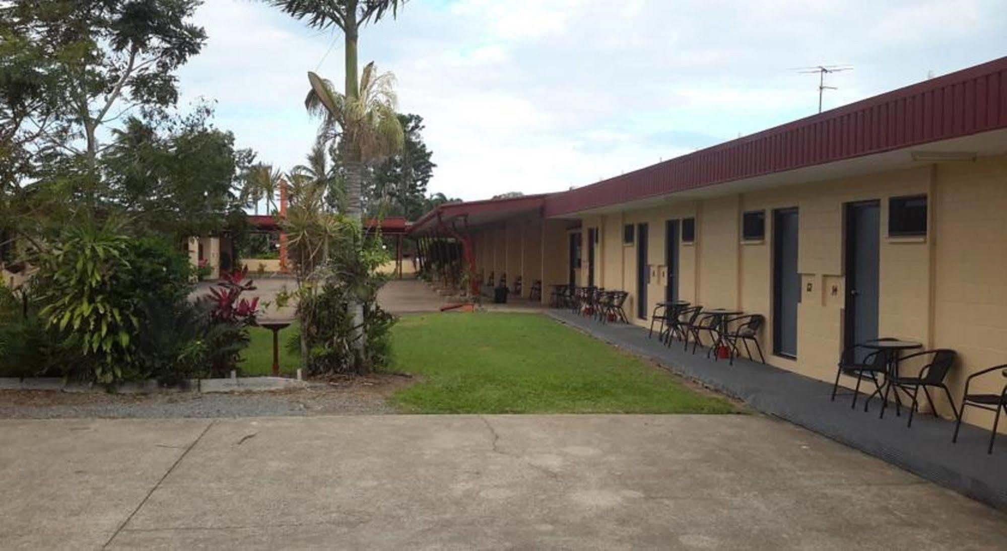 Herbert Valley Motel Ingham Exterior photo